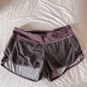 Lululemon speed short size 6